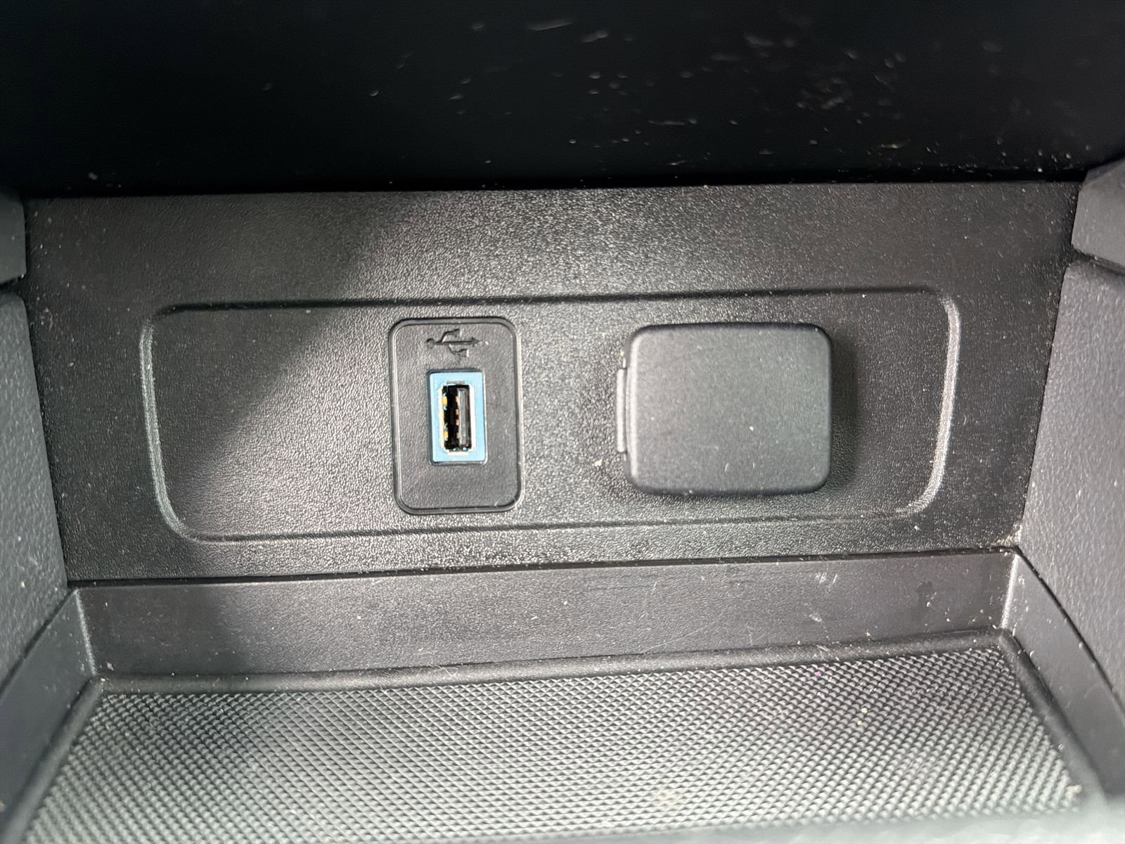 Used 2019 Ford Escape SEL AWD/4WD image 35