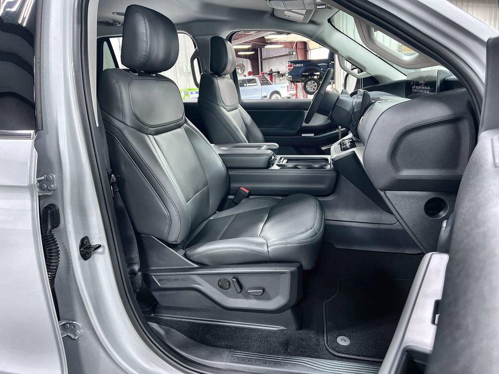 New 2026 Ford Expedition Active AWD/4WD image 30