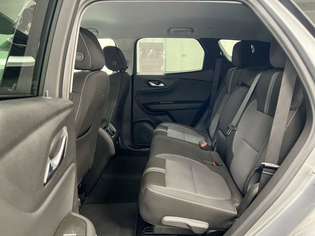 Used 2025 Chevrolet Blazer LT image 22
