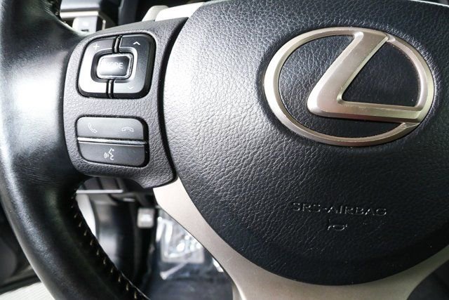 Used 2019 Lexus IS 300 300 w/ Accessory Package image 9