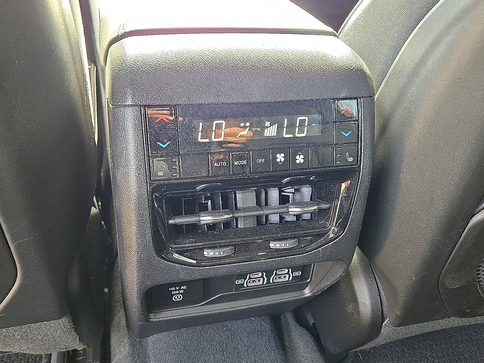 Used 2023 Jeep Grand Cherokee L Summit w/ MOPAR Finishing Package AWD/4WD image 18