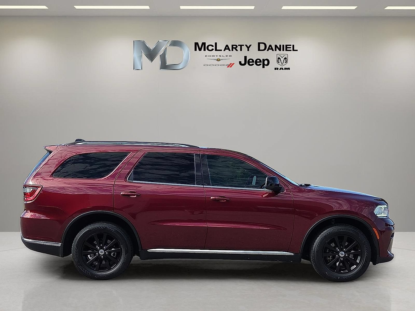 Used 2023 Dodge Durango SXT Launch Edition RWD image 6