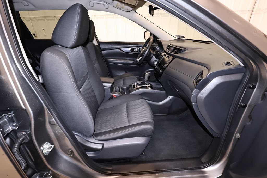 Used 2019 Nissan Rogue S w/ Special Edition Package AWD/4WD image 19