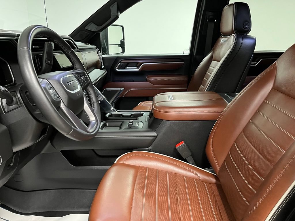 Used 2026 GMC Sierra 3500 Denali Ultimate AWD/4WD image 21