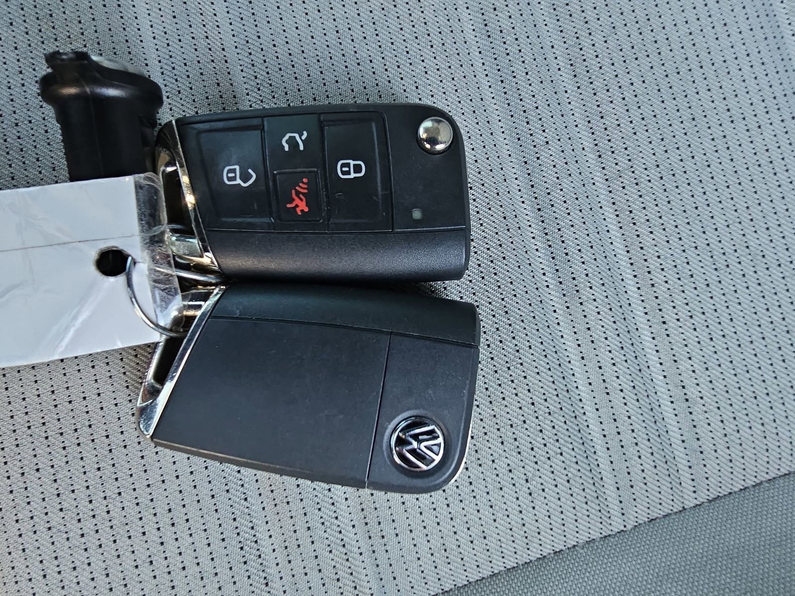 Used 2024 Volkswagen Tiguan S image 36