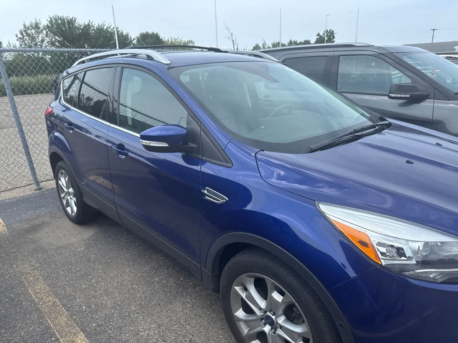 Used 2016 Ford Escape Titanium w/ Equipment Group 301A AWD/4WD image 23