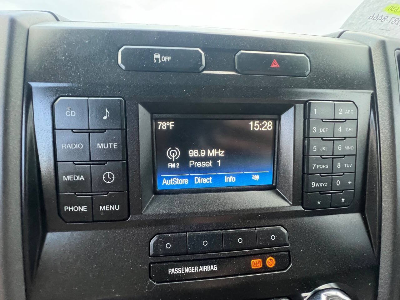 Used 2017 Ford F550 4x4 Crew Cab Super Duty image 16
