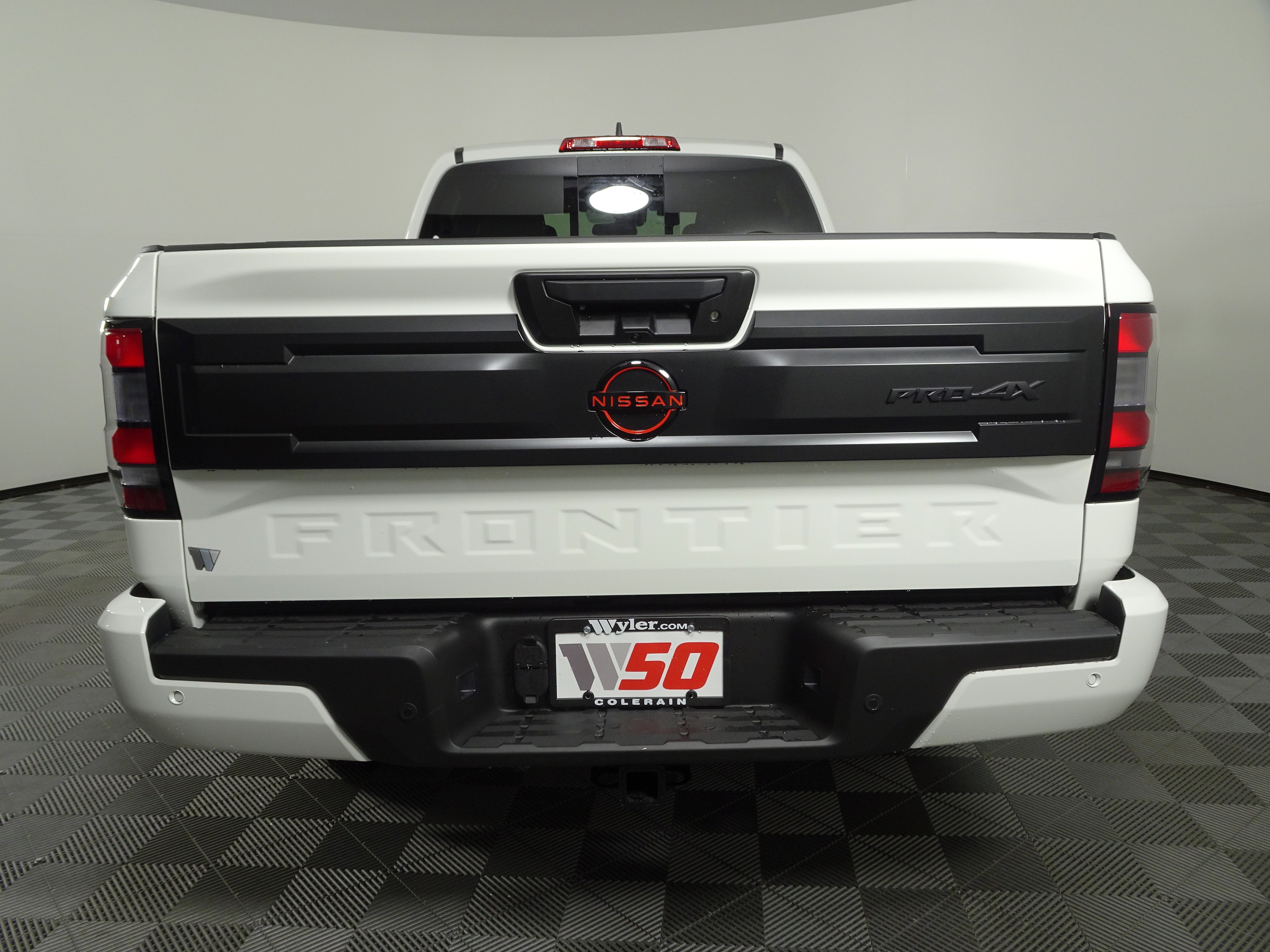 New 2026 Nissan Frontier PRO-4X image 18