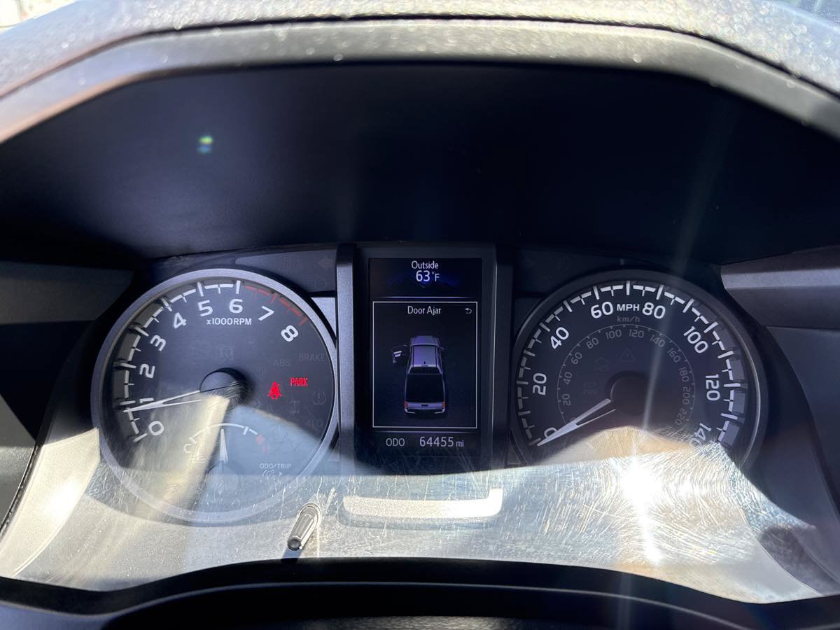 Used 2019 Toyota Tacoma TRD Sport AWD/4WD image 26