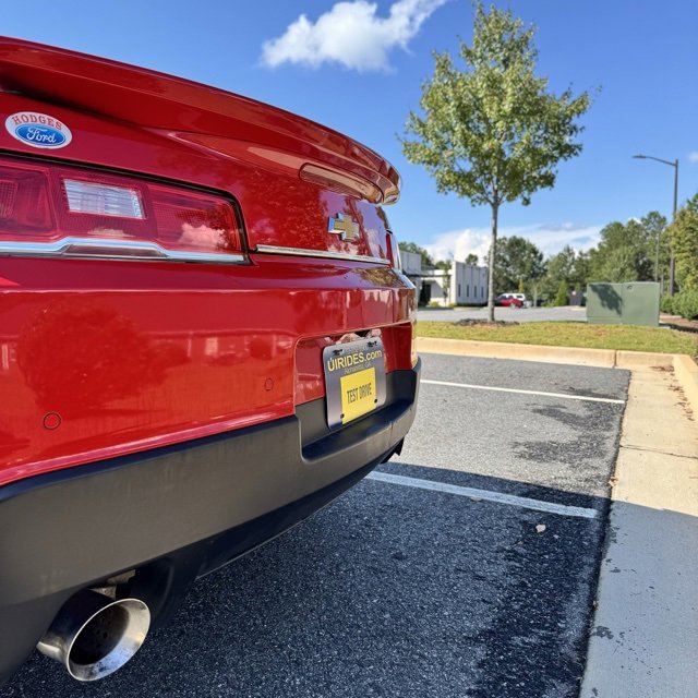 Used 2015 Chevrolet Camaro LT image 5