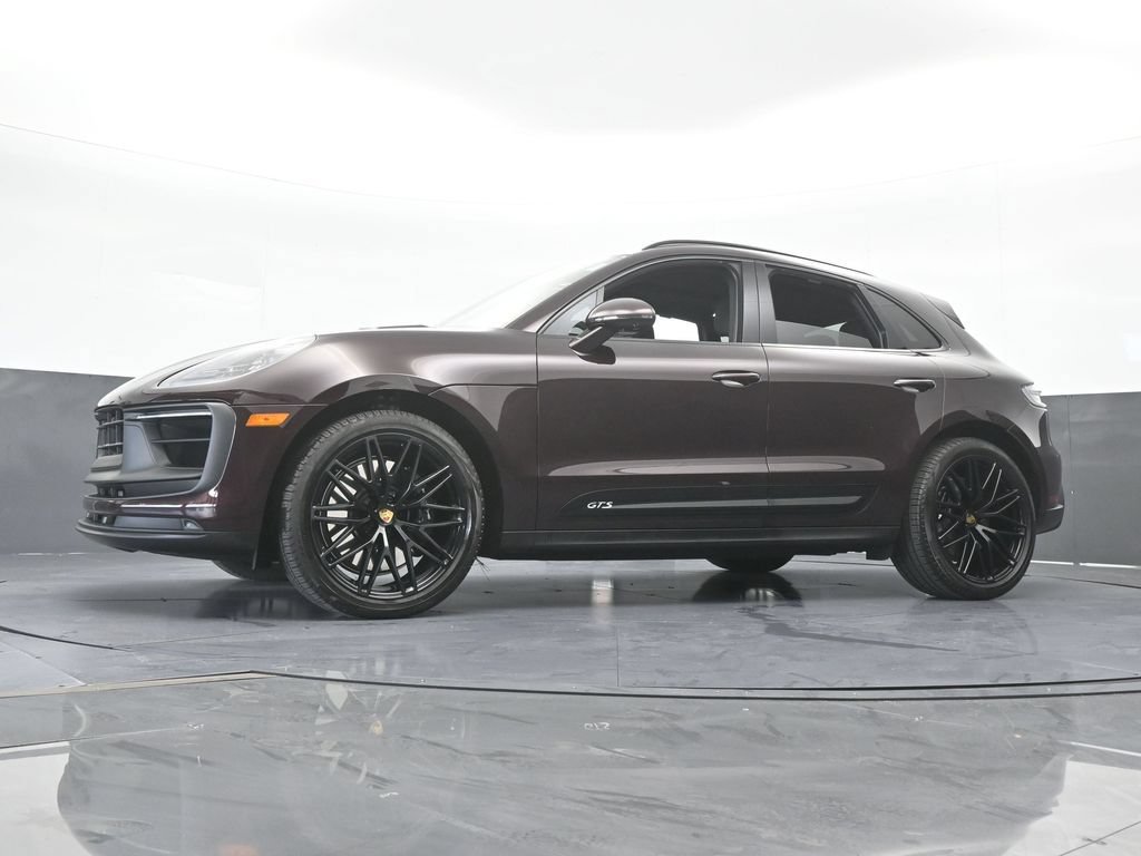 Used 2025 Porsche Macan GTS AWD/4WD image 61