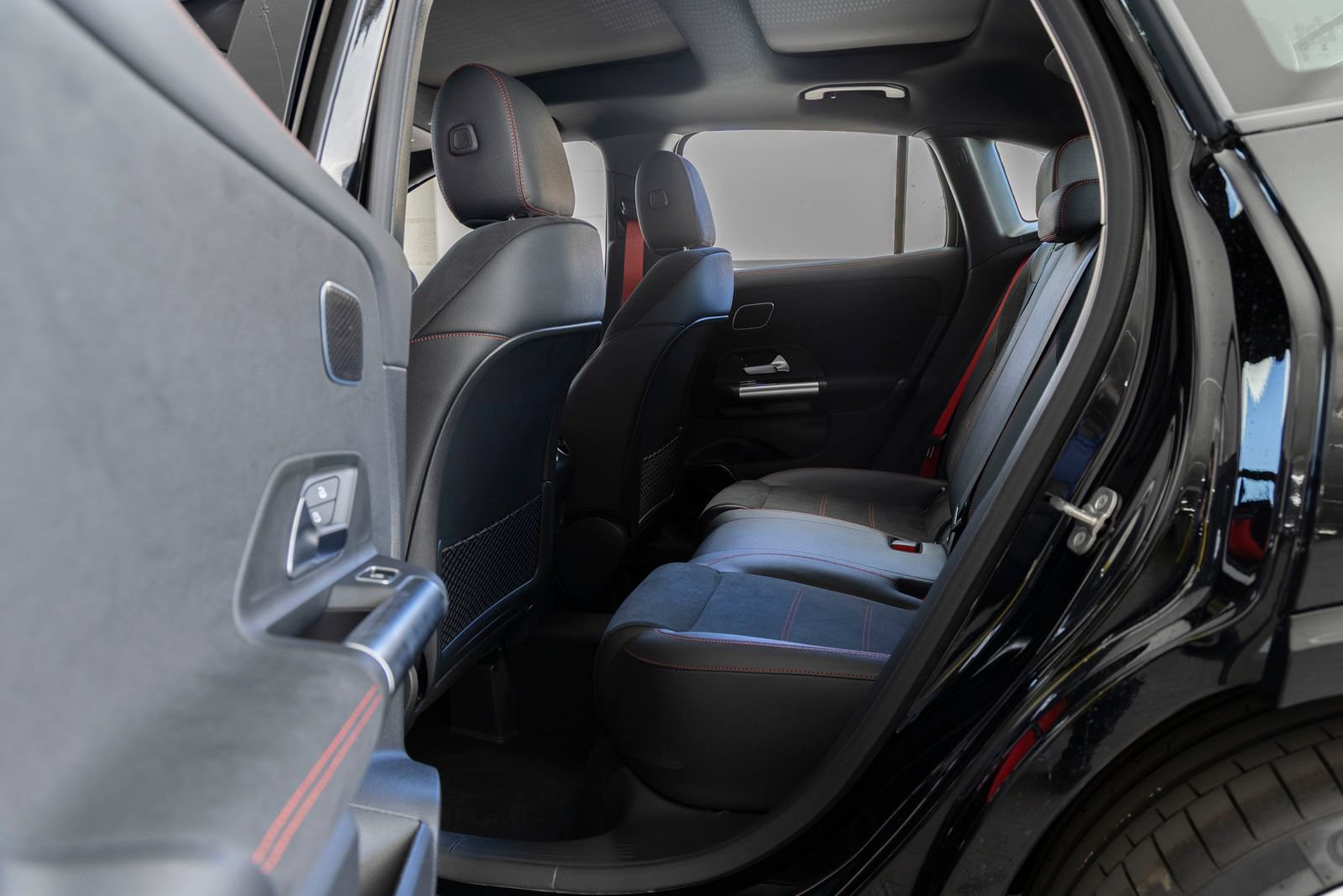 New 2026 Mercedes-Benz GLA 35 AMG 4MATIC image 21