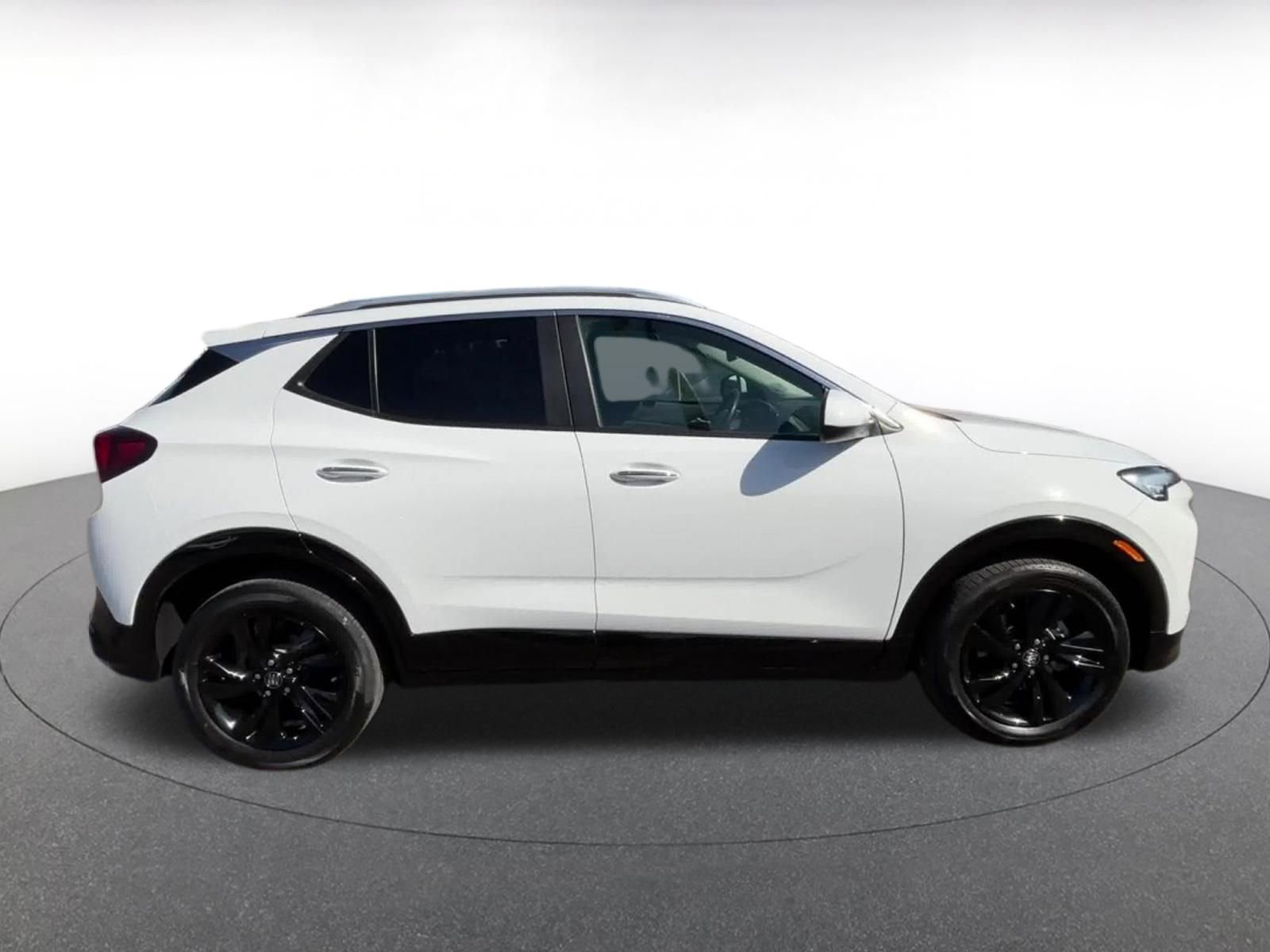 Used 2024 Buick Encore GX Sport Touring AWD/4WD image 16