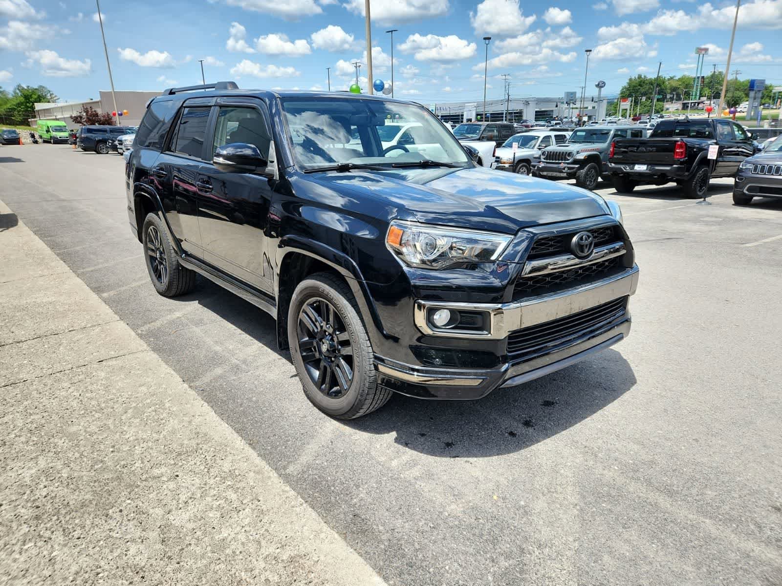 Used 2019 Toyota 4Runner Limited AWD/4WD image 7