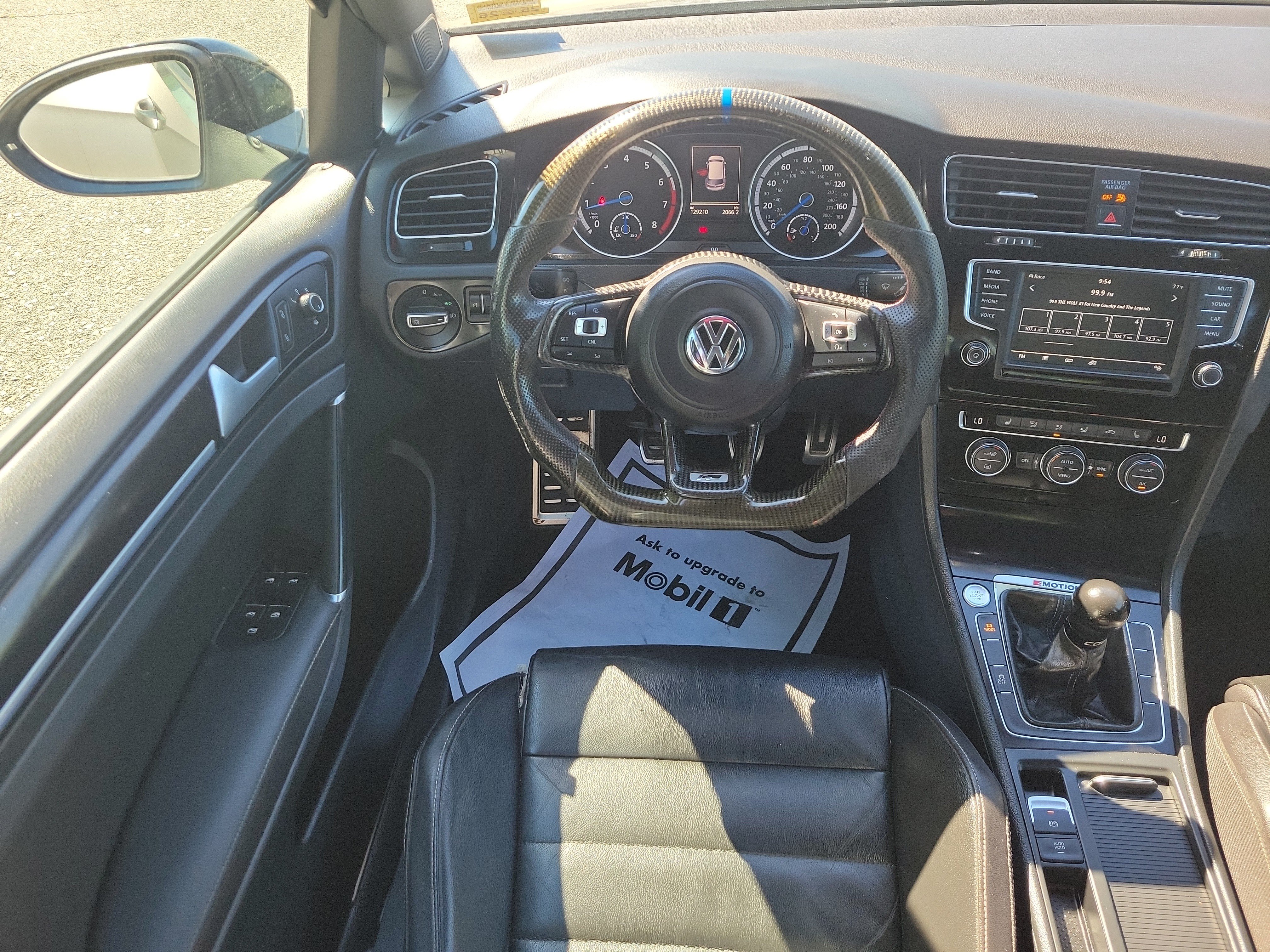 Used 2016 Volkswagen Golf R 4-Door AWD/4WD image 18