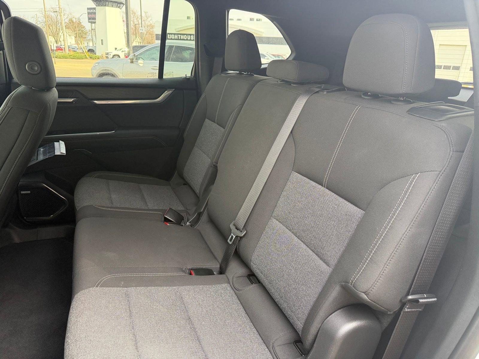 Used 2025 GMC Acadia Elevation AWD/4WD image 24