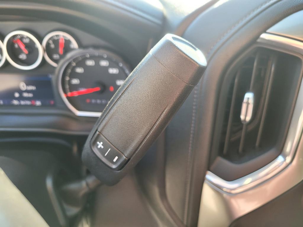 Used 2022 Chevrolet Silverado 1500 LTZ w/ LPO, Dark Essentials Package image 33