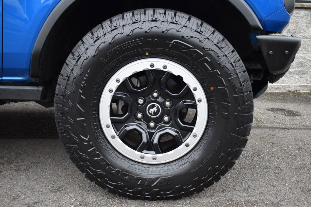 Used 2022 Ford Bronco Badlands image 28