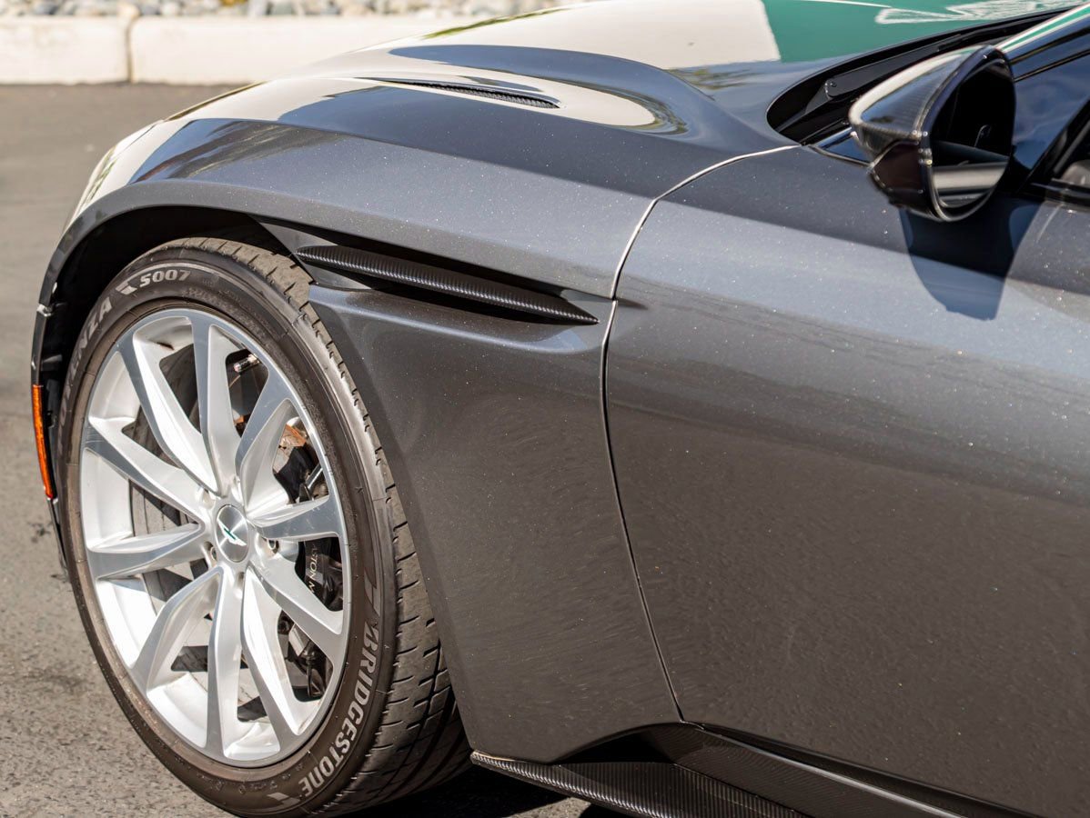 Used 2019 Aston Martin DB11 Volante image 10