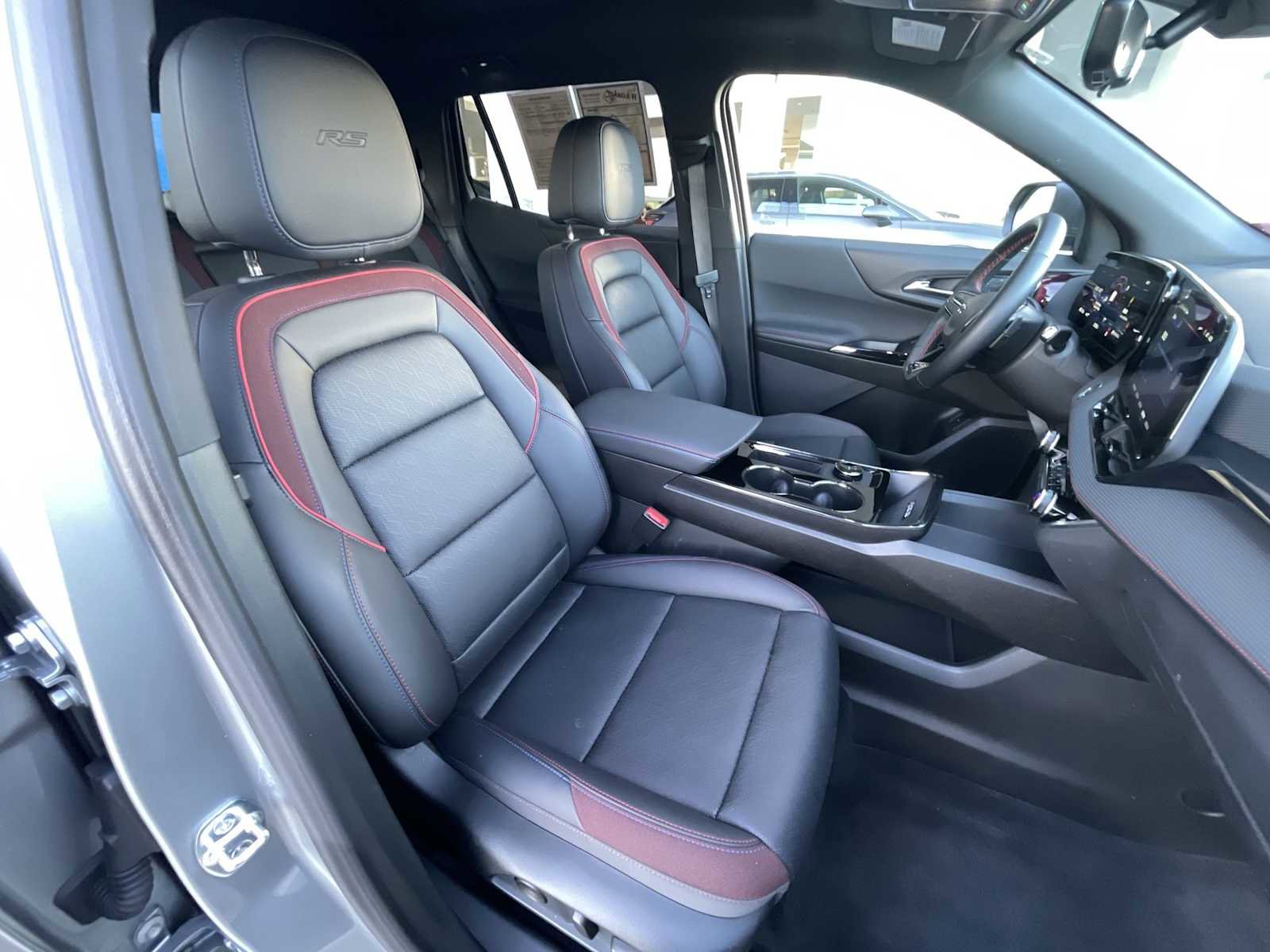 Used 2025 Chevrolet Equinox RS w/ Safety and Technology Package image 29