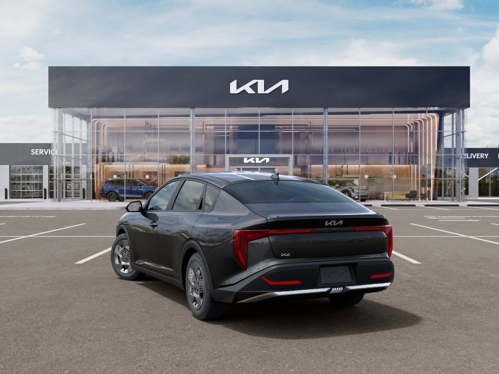 New 2026 Kia K4 FWD image 4