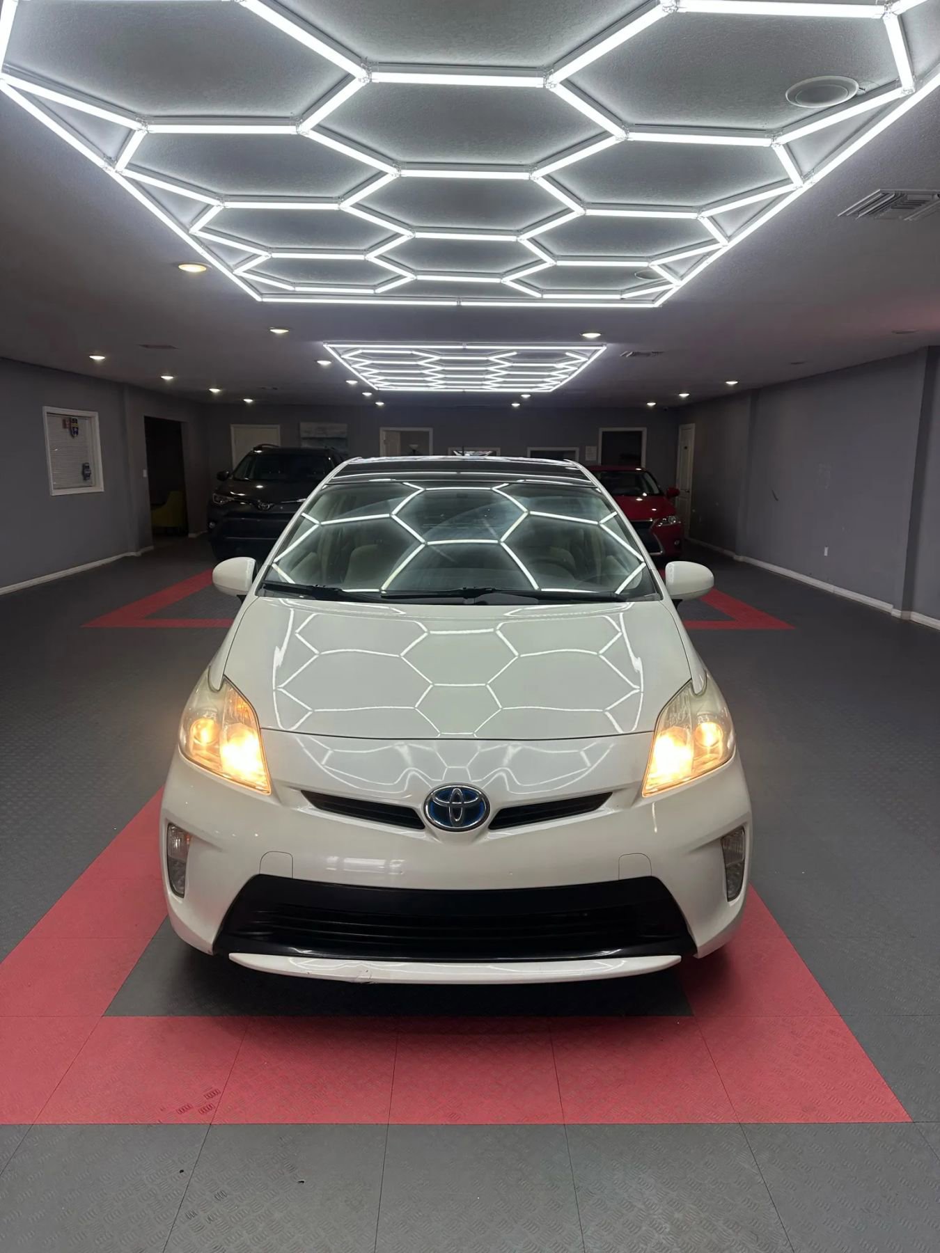 Used 2013 Toyota Prius Three w/ Solar Roof Pkg image 8