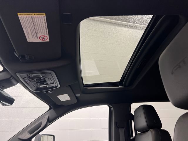 Used 2022 GMC Sierra 2500 AT4 w/ AT4 Premium Plus Package image 15