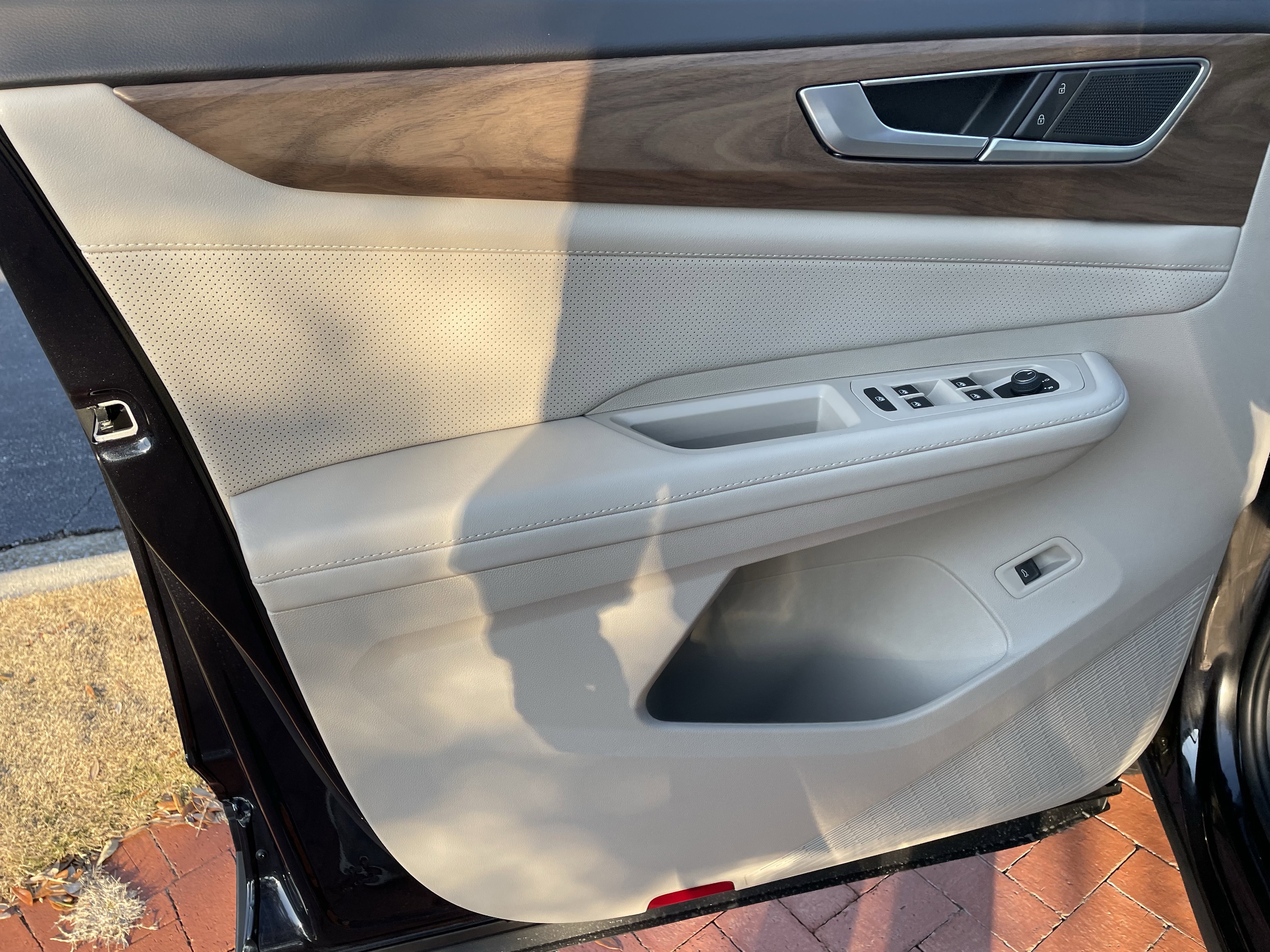 New 2026 Volkswagen Atlas SE image 14