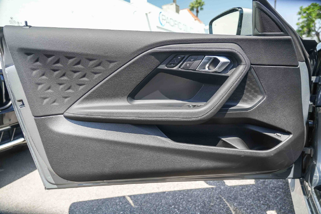 Used 2025 BMW 230i Coupe RWD image 21