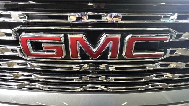 Used 2026 GMC Canyon Denali AWD/4WD image 8