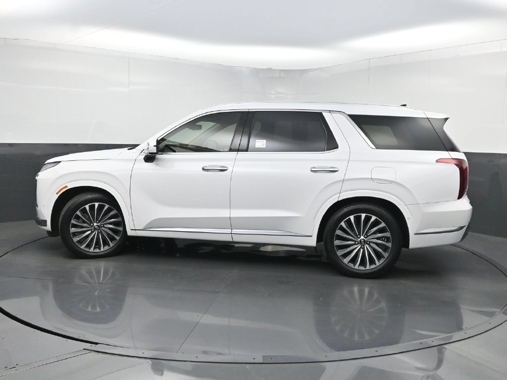Used 2025 Hyundai Palisade Calligraphy FWD image 45