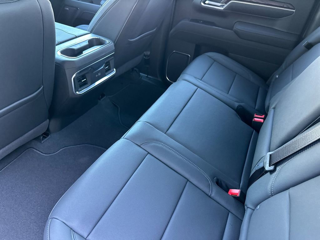 New 2026 GMC Sierra 1500 SLT w/ SLT Premium Package image 11