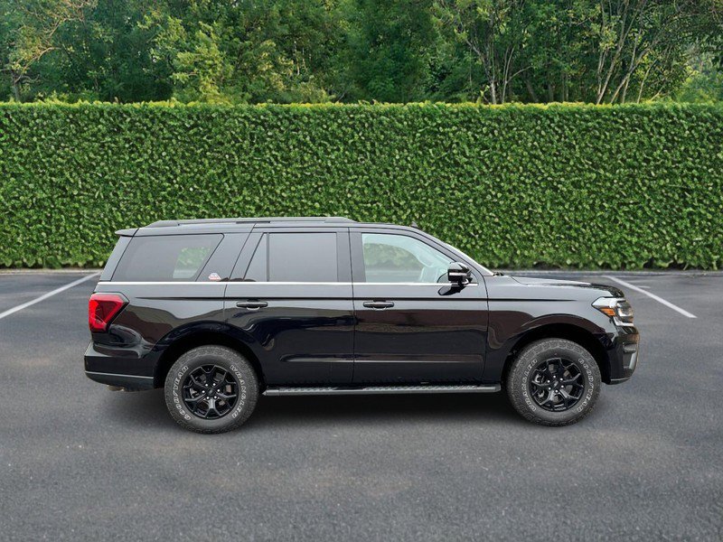 Used 2024 Ford Expedition Timberline image 2