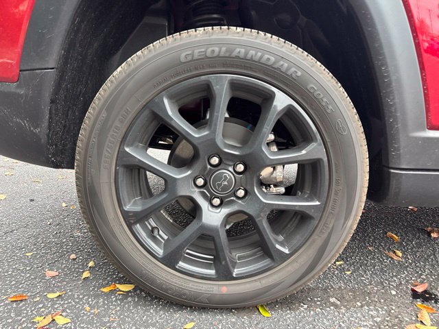 Used 2026 Jeep Compass Latitude AWD/4WD image 10