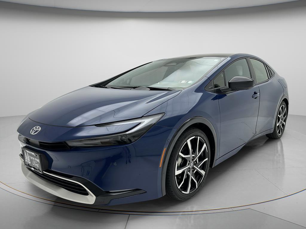 Used 2024 Toyota Prius Prime Premium w/ Advanced Technology Package FWD image 6