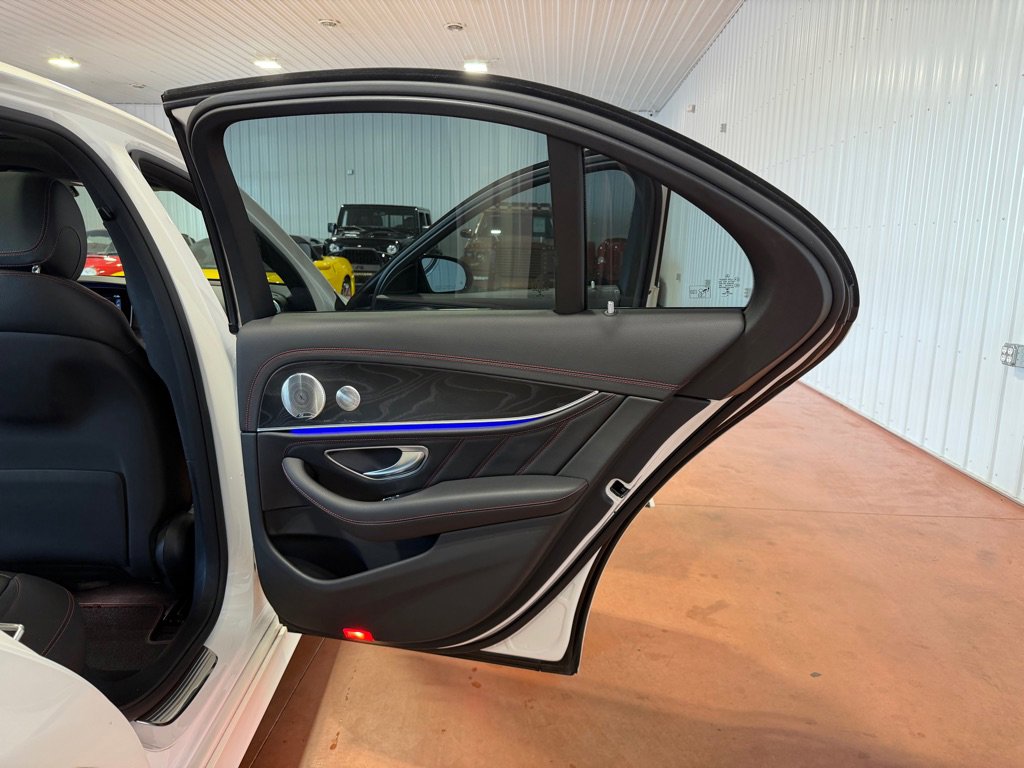 Used 2020 Mercedes-Benz E 53 AMG 4MATIC Sedan image 24