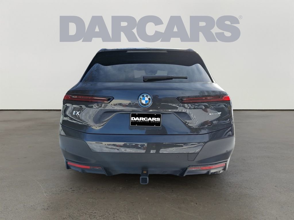 Used 2025 BMW iX xDrive50 w/ Premium Package image 5