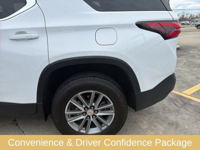 Used 2023 Chevrolet Traverse LT image 8