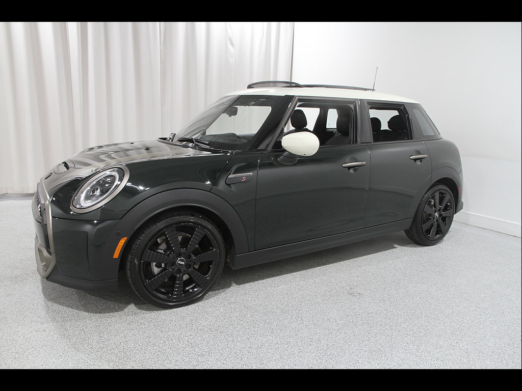 Used 2024 MINI Cooper S w/ MINI Resolute Edition FWD image 3
