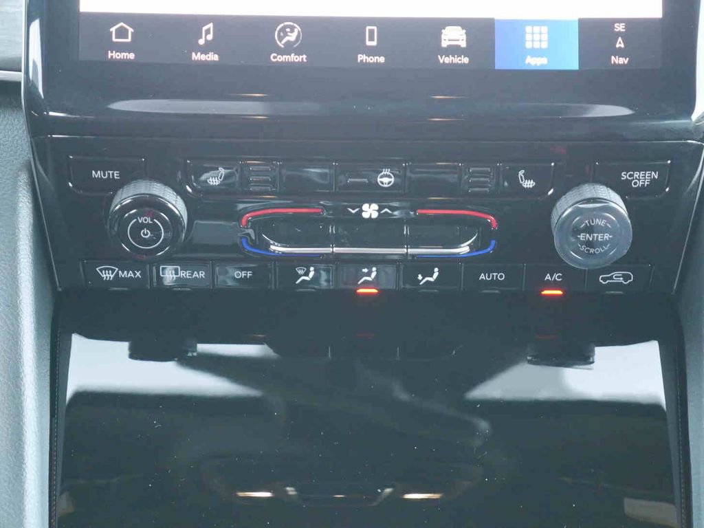 New 2025 Jeep Grand Cherokee Limited image 6