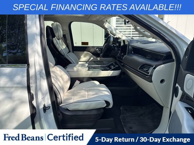 Used 2023 Lincoln Navigator Black Label AWD/4WD image 21