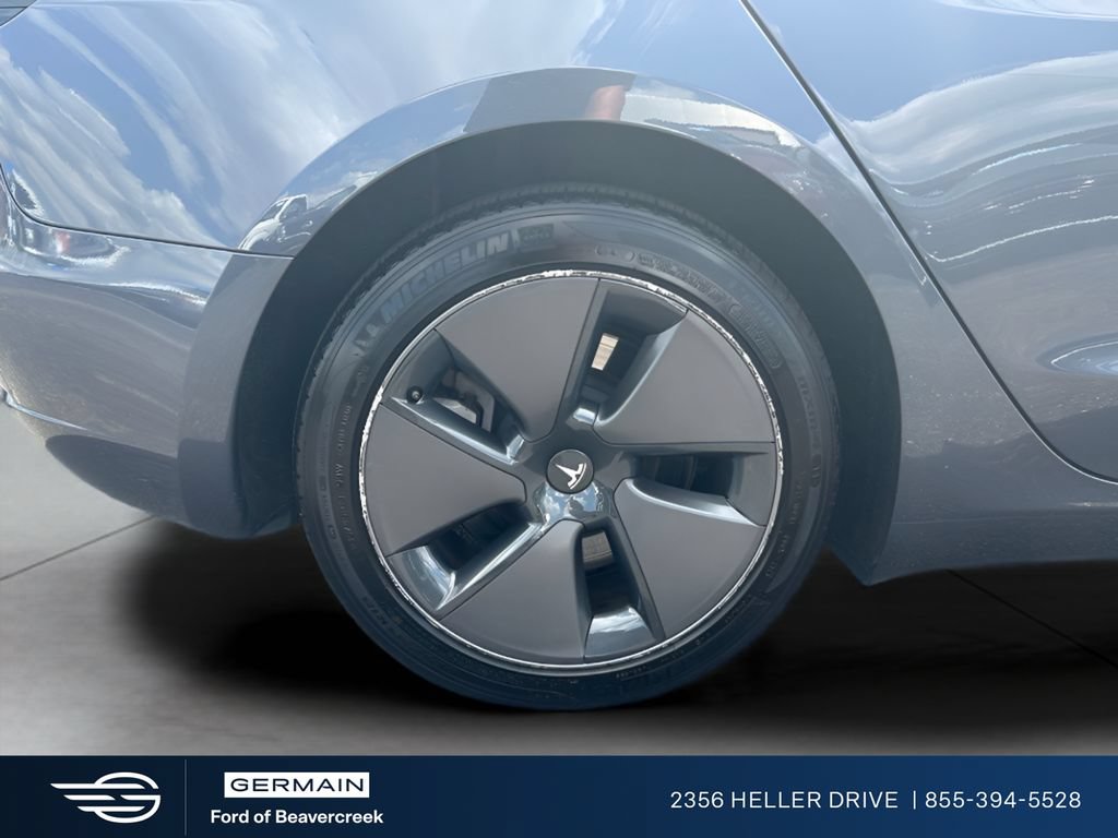 Used 2023 Tesla Model 3 Standard Range RWD image 10