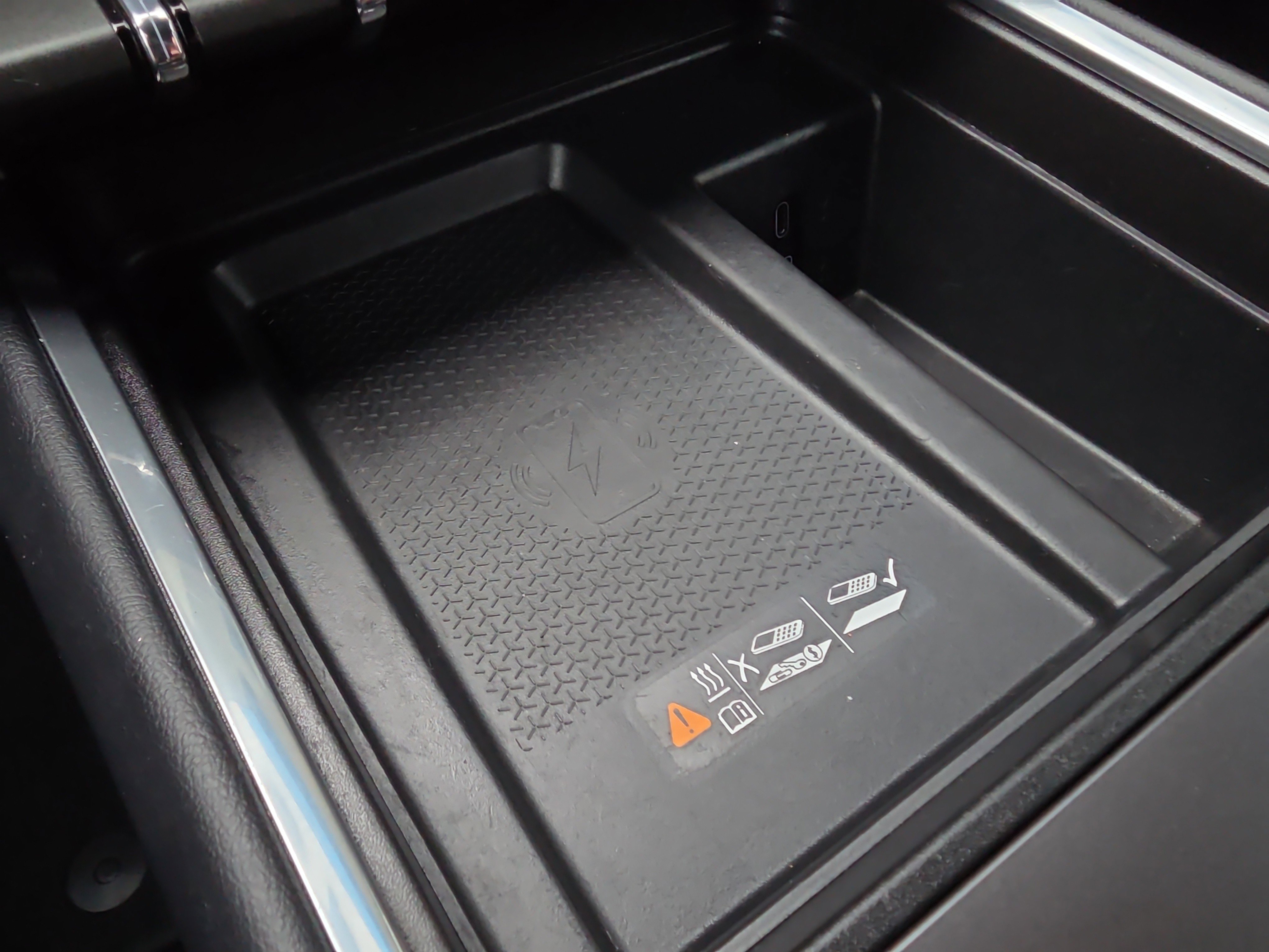 Used 2025 GMC Acadia Elevation image 27