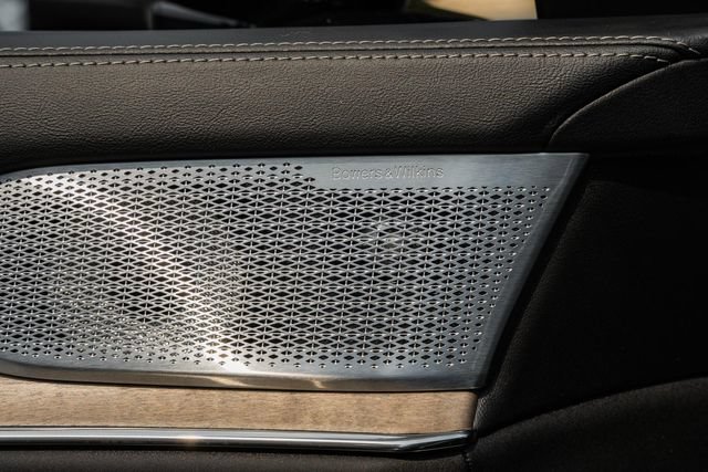 Certified 2025 Volvo EX90 Ultra AWD/4WD image 40