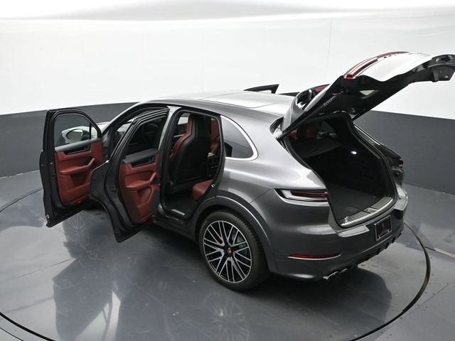 New 2026 Porsche Cayenne S image 32