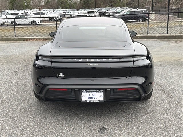 Used 2023 Porsche Taycan image 6