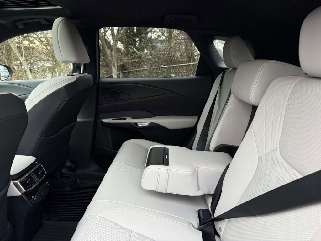 Used 2023 Lexus RX 350 Premium w/ Accessory Package image 17