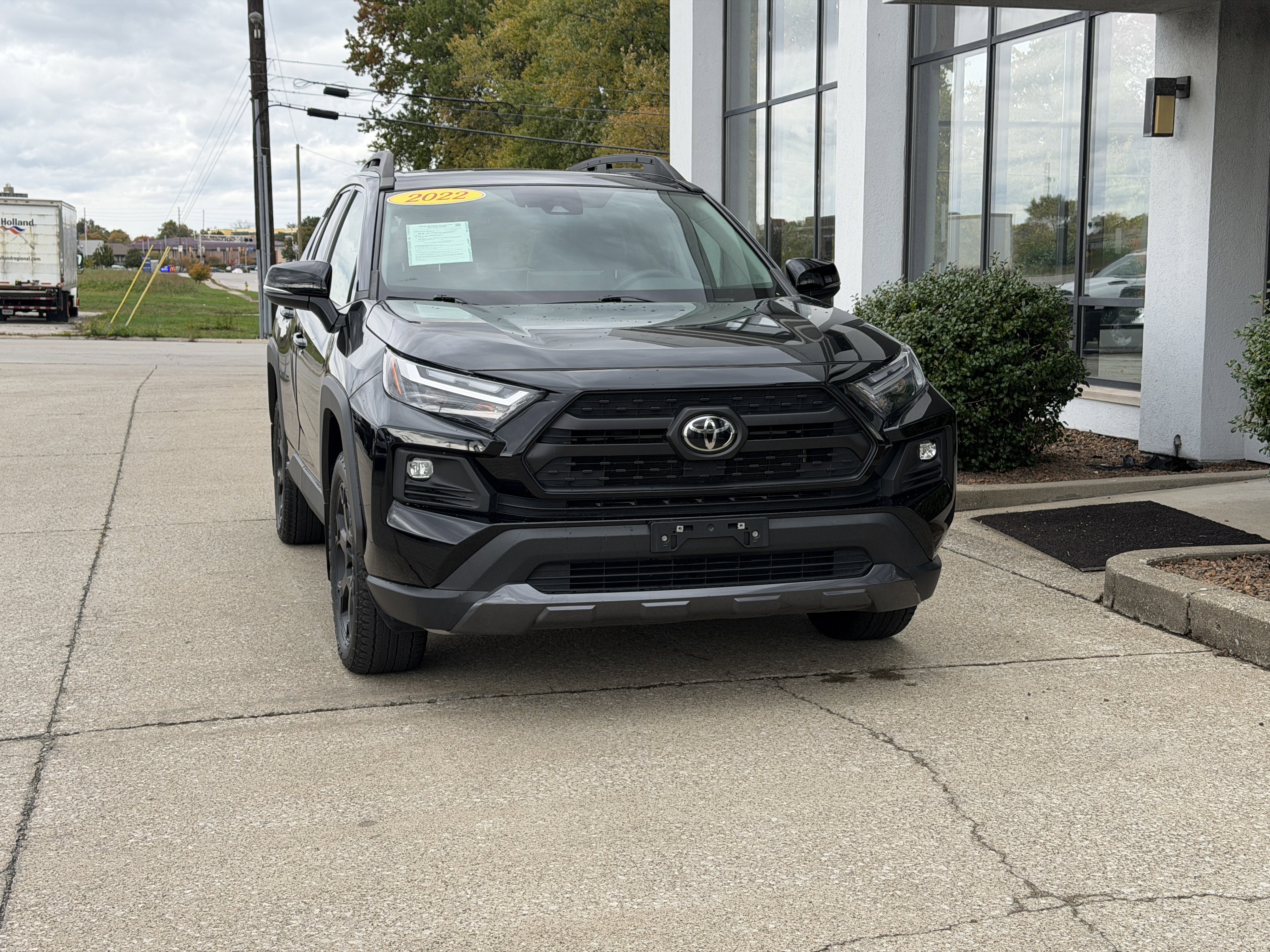 Used 2022 Toyota RAV4 TRD Off-Road image 18