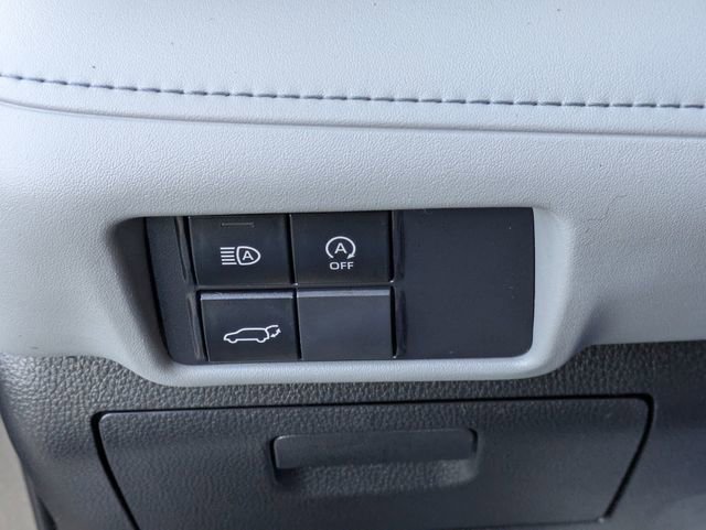 Used 2023 Toyota Highlander XLE image 22