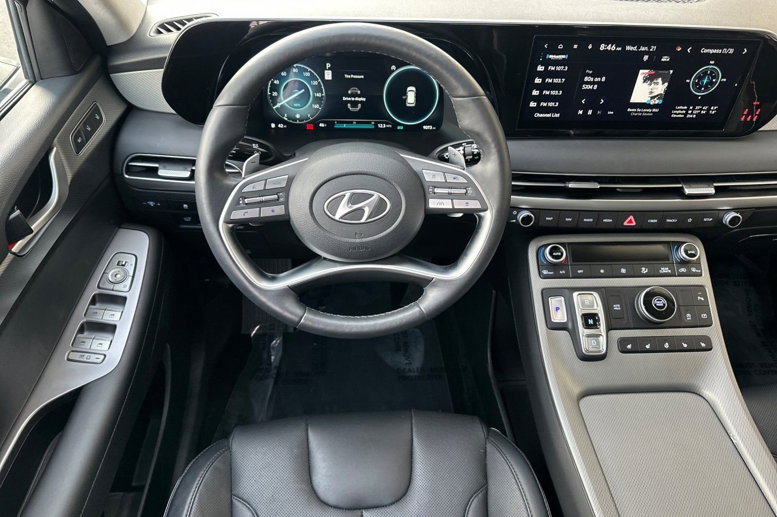 Used 2024 Hyundai Palisade SEL w/ Premium Package image 17